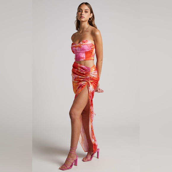 Showpo Vibrant Orange and pink skirt Set - Picture 10 of 11